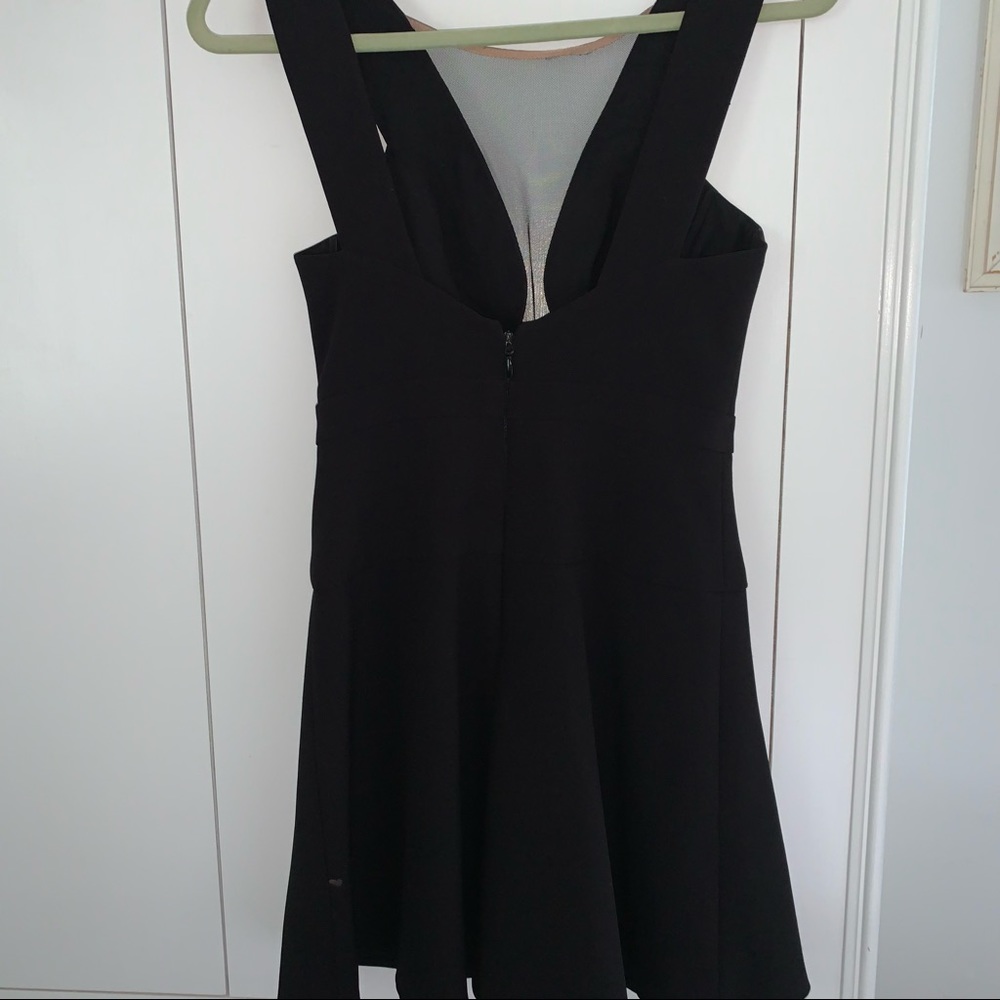 BCBG Max Azria Low Back LBD - Picture 4 of 7
